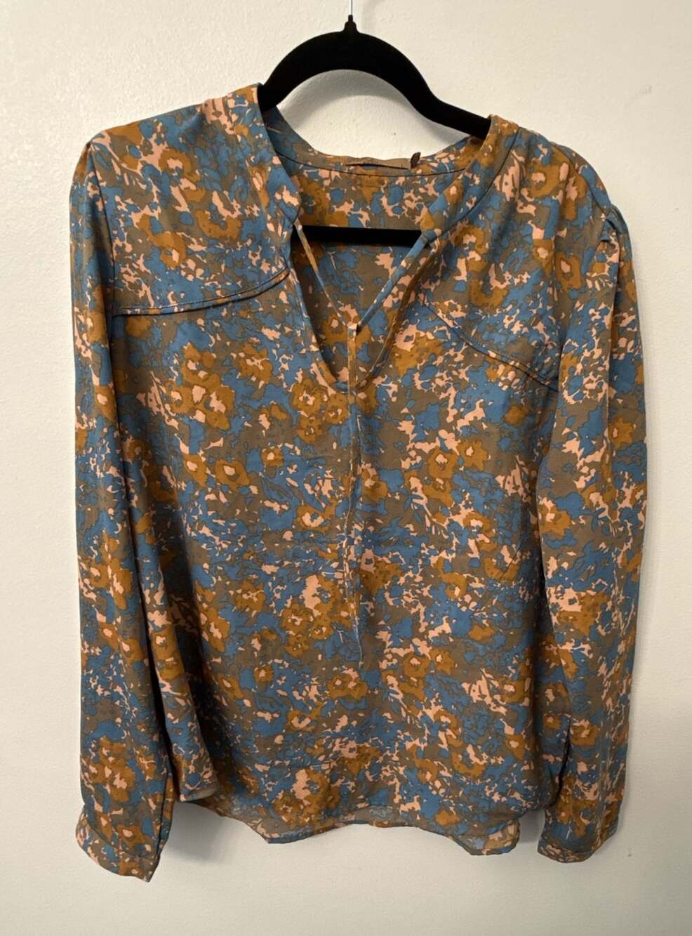 PrAna Floral Print Long Sleeve V-Neck Tie Front Blouse Size L Boho